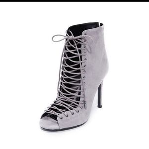 Kendall and Kylie ginni heels